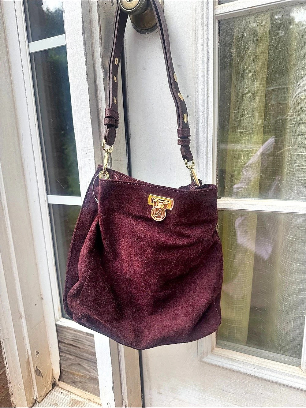 Valentina Suede Shoulder Bag in Burgundy
